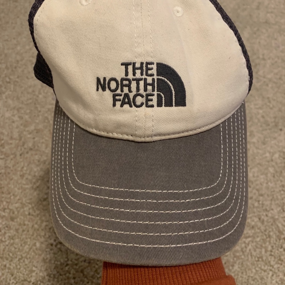 North face trucker hat